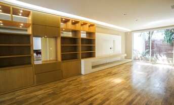 Imagem 2: Casa Padrão para Venda e Aluguel em Jardim Paulista São Paulo-SP