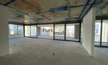 Imagem 1: Apartamento no itaim nobre com 570 m², 4 suítes e living com vista 360º