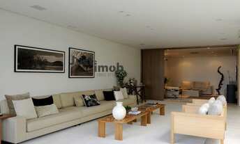 Imagem 4: Casa Alto Padrão para Venda em Cidade Jardim São Paulo-SP