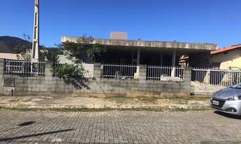 Imagem: Casa à venda no bairro Ratones, Florianópolis/SC