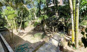 Imagem: Casa Térrea na barra do Sambaqui, um imóvel