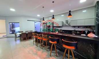 Imagem: Casa Alto Padrão em Universitário, Ituiutaba/MG