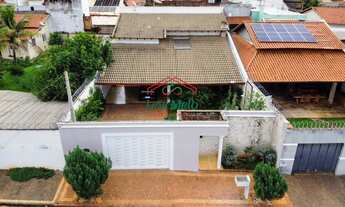 Imagem: Casa à venda no bairro Residencial Drummond