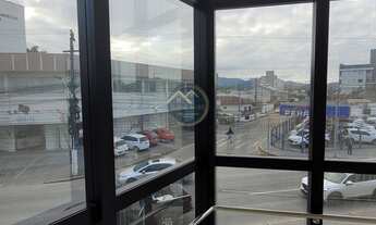 Imagem 7: Sala comercial em piso superior no Centro de Tijucas