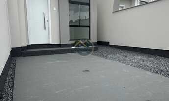 Imagem 3: Casa individual com suíte pronta para morar em Tijucas