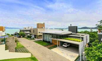 Imagem 4: Casa Alto Padrão de 4 suítes em Cacupé