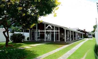 Imagem: Casa em Amplo Terreno na Lagoa da Conceição