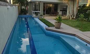 Imagem: Residência de Alto Padrão no Condomínio