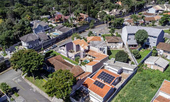 Imagem 4: Casa de Luxo no Ecoville: Conforto e Estilo com Vistas Panorâmicas