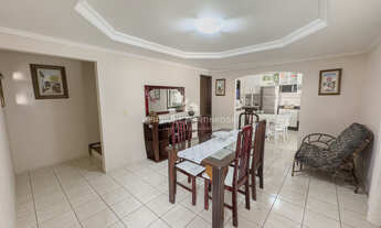 Imagem 3: Casa Sobrado de 1 pavimento de rua com 4 quartos, 344m2 construídos, 6 vagas, localizada n