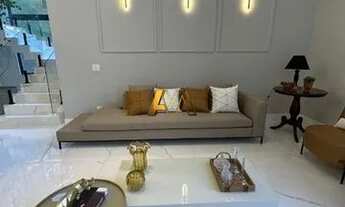 Imagem 3: CASA COM 4 SUÍTES NA PARALELA