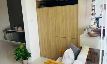 Imagem 3: Vendo lindíssimo Apartamento reformado mobiliado porteira fechada com 3/4, suíte, varanda