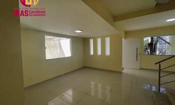 Imagem 4: Vendo Casa Duplex em Condomínio fechado com 4/4, 3 suítes, 01 térreo, varanda, espaço gour