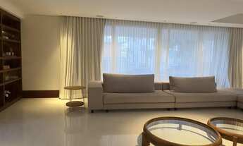 Imagem 3: Alugo mansão no Alphaville I mobiliada e decorada com uma academia equipada, clube com esp