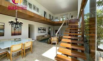 Imagem 5: Alugo Exuberante Casa Duplex no Alphaviile I Salvador com 4 suítes e 08 vagas cobertas