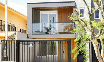 Imagem: Casa geminada no bairro São José em Canoas-RS