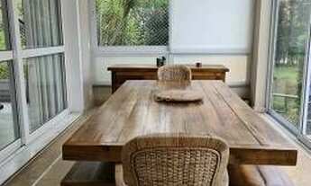 Imagem 5: Locação: Casa maravilhosa de esquina em Alphaville com 2 piscinas, uma delas coberta e int