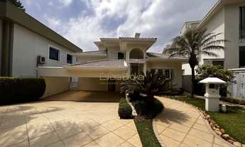 Imagem 2: Casa em Condomínio com excelente localização em Alphaville, Barueri, SP