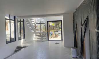 Imagem 2: Alphaville 9 - Casa disponível para venda no bairro Tamboré - Santana de Parnaíba/SP