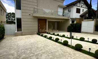 Imagem: Casa disponível para venda no bairro Alphaville