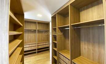 Imagem 3: Casa disponível para venda no bairro Alphaville - Santana de Parnaíba/SP