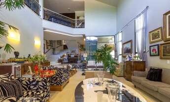 Imagem 3: Casa disponível para venda no bairro Alphaville - Santana de Parnaíba/SP