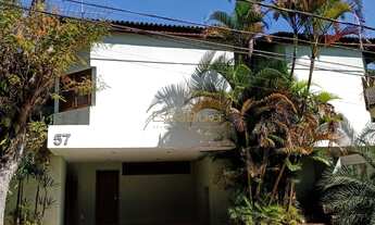 Imagem: Casa disponível para venda no bairro Alphaville