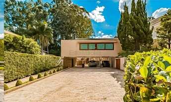 Imagem: CASA MOBILIADA disponível para venda no