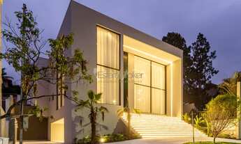 Imagem 2: Casa disponível para venda no bairro Tamboré - Santana de Parnaíba/SP