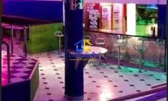 Imagem 3: Salão / Casa Comercial á venda, com 7 Quartos, Salas Amplas, 1470 m², Vila Nova Jundiaí ao