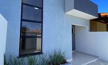 Imagem 2: Casa com três quartos, no Cuiá