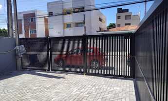 Imagem 3: Belíssimo térreo com piscina em Quadramares - Portal do Sol