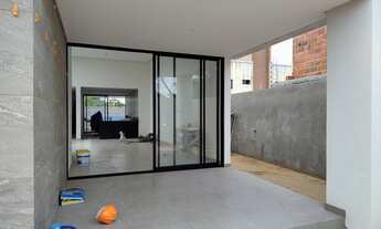 Imagem: Casa à venda no bairro Portal do Sol