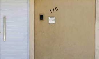 Imagem: Casa à venda no bairro Graça - Valença/BA