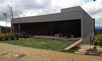 Imagem 2: Casa em Condomínio de alto Padrão no Residencial Vila da Mata em São Roque. Terra do vinho