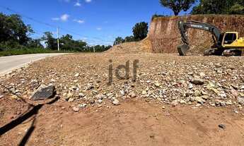 Imagem: Terreno Comercial/Residencial em Moreiras