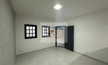 Imagem 3: Maravilhosa Casa na Vila Suissa com 3 dormitórios e quintal com Espaço Gourmet