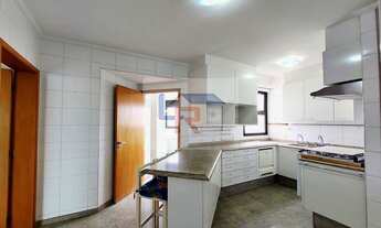 Imagem 6: Apartamento de Alto padrão de 167m² com 4 dormitórios próximo ao Clube de Campo CCMC