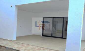 Imagem 5: Sobrado recém construído com 120m² de 3 dormitórios e suíte com closet e terraço