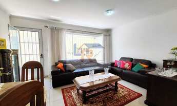 Imagem 4: Sobrado de 127m² ao lado do Mogi Plaza com terreno amplo de esquina ideal para desmembrar