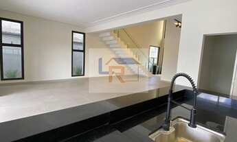 Imagem 7: Maravilhoso Sobrado de 295m² de área construída em um terreno de 360m² no condomínio Granj