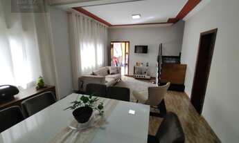 Imagem 3: Casa Sobrado Piscina e 03 dormitórios sendo um suíte no Parque Residencial Jaguari em Amer