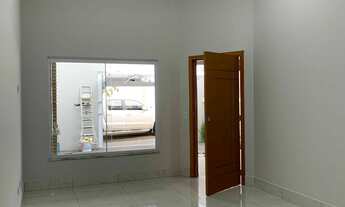 Imagem 3: Casa Padrão 03 dormitórios sendo uma suíte no Parque Universitário em Americana - SP