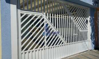 Imagem 3: SOBRADO EM SANTO ANDRÉ COM 246m², SENDO 3 DORMITÓRIOS (1 SUÍTE) E 2 VAGAS