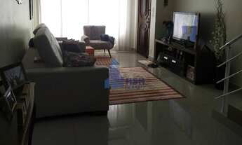 Imagem 4: SOBRADO EM SANTO ANDRÉ COM 246m², SENDO 3 DORMITÓRIOS (1 SUÍTE) E 2 VAGAS