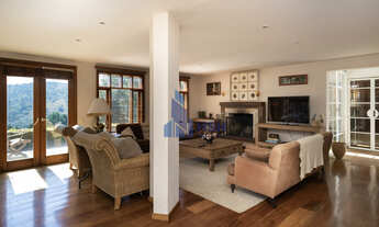 Imagem 3: BELÍSSIMA PROPRIEDADE EM CAMPOS DO JORDÃO - PORTEIRA FECHADA