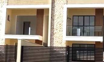 Imagem: Sobrado à venda no bairro Praia de Leste