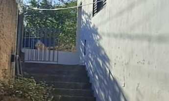 Imagem 4: Casa de esquina à venda no Alto da Bela Vista em Patos de Minas – 3 quartos e terreno extr