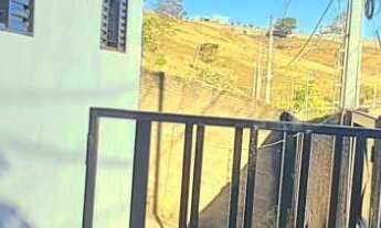 Imagem 2: Casa de esquina à venda no Alto da Bela Vista em Patos de Minas – 3 quartos e terreno extr