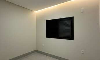 Imagem 5: Casa à Venda no Afonso Queiroz em Patos de Minas – 3 Quartos, Suíte, Churrasqueira e Segur